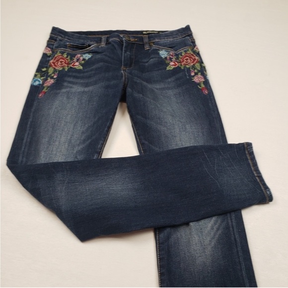 BLANKnyc Floral ripped skinny jeans - Picture 2 of 9